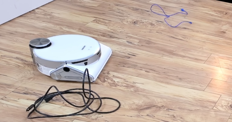 Samsung Jet Bot+ and Jet Bot AI+ Review and Comparison | Vacuum Wars