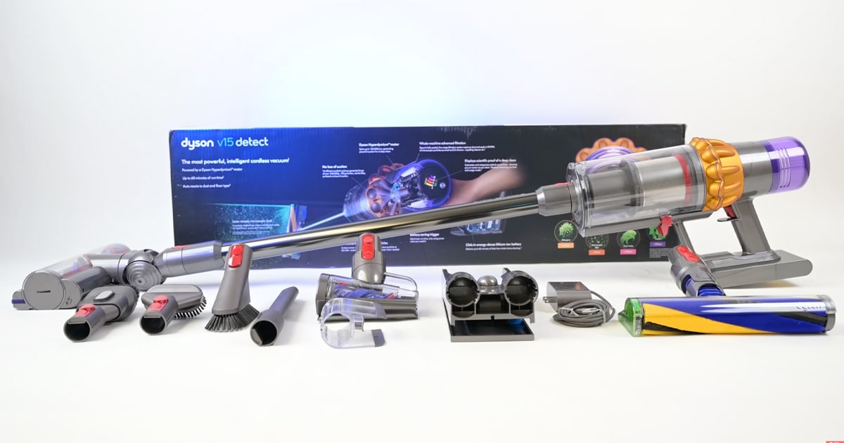 Dyson V15 Detect Review Vacuum Wars