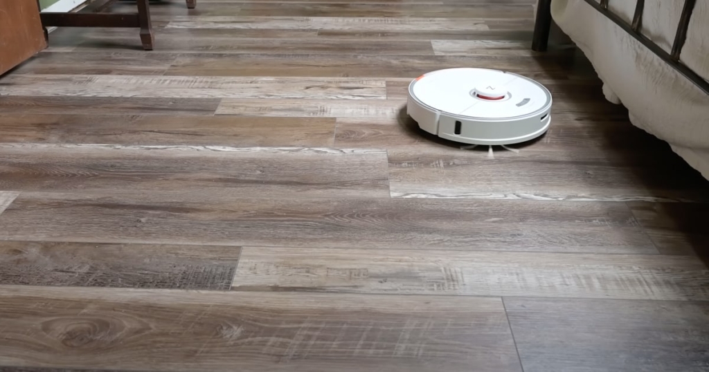 Mopping Hard Flooring - iRobot Roomba s9 plus vs Roborock S7 plus