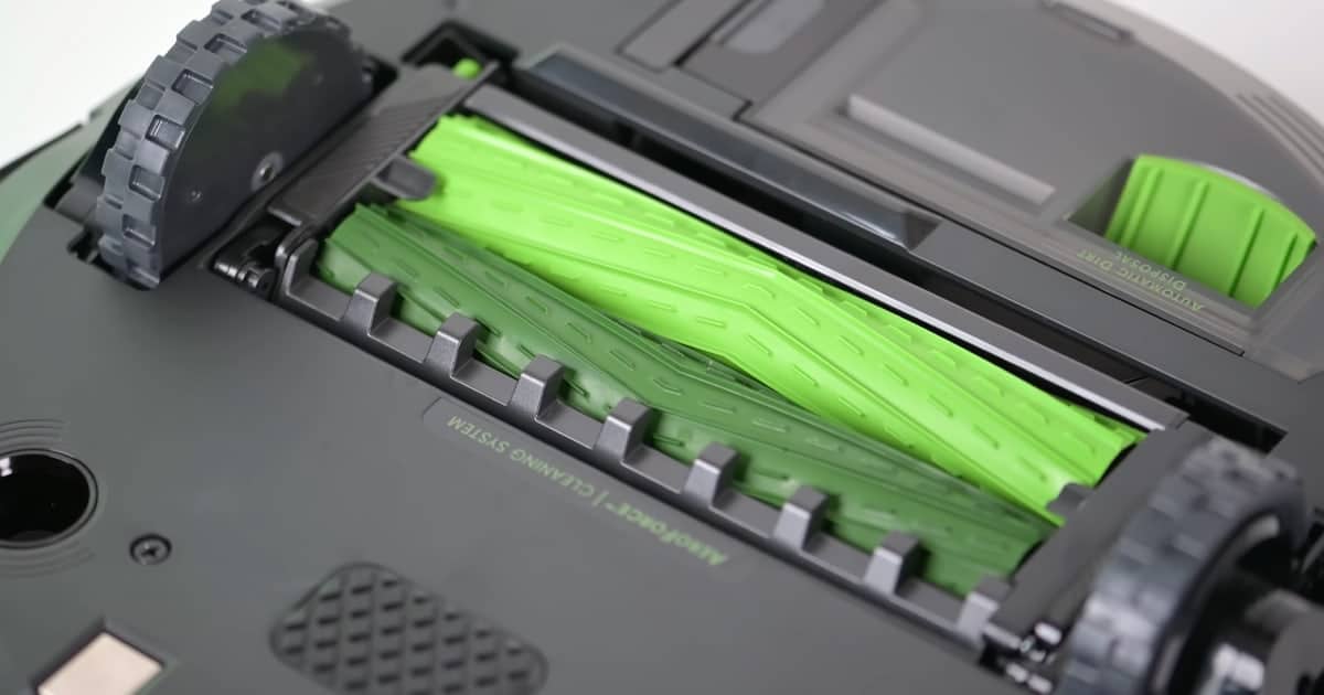 iRobot Roomba j7+ Review Vacuum Wars