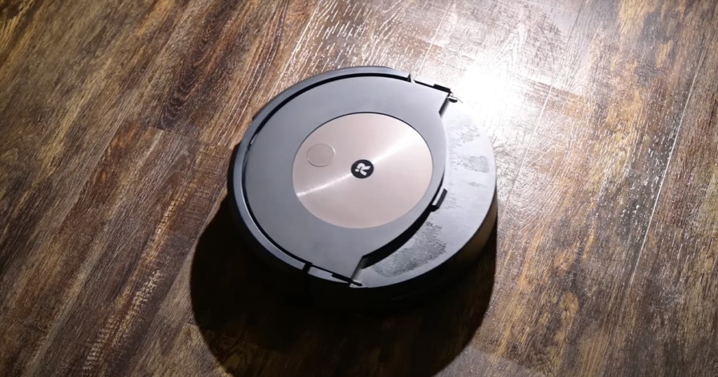 Mopping Test - Dried-on Stains - Smart Scrub - iRobot Roomba Combo j9 Plus