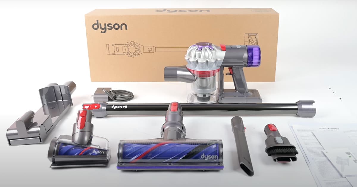 Unboxing the Dyson V8 purchased for this review