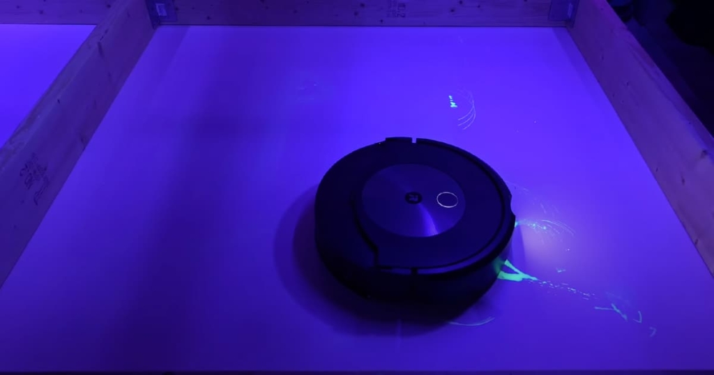 iRobot Roomba Combo j9 Plus Mopping Test