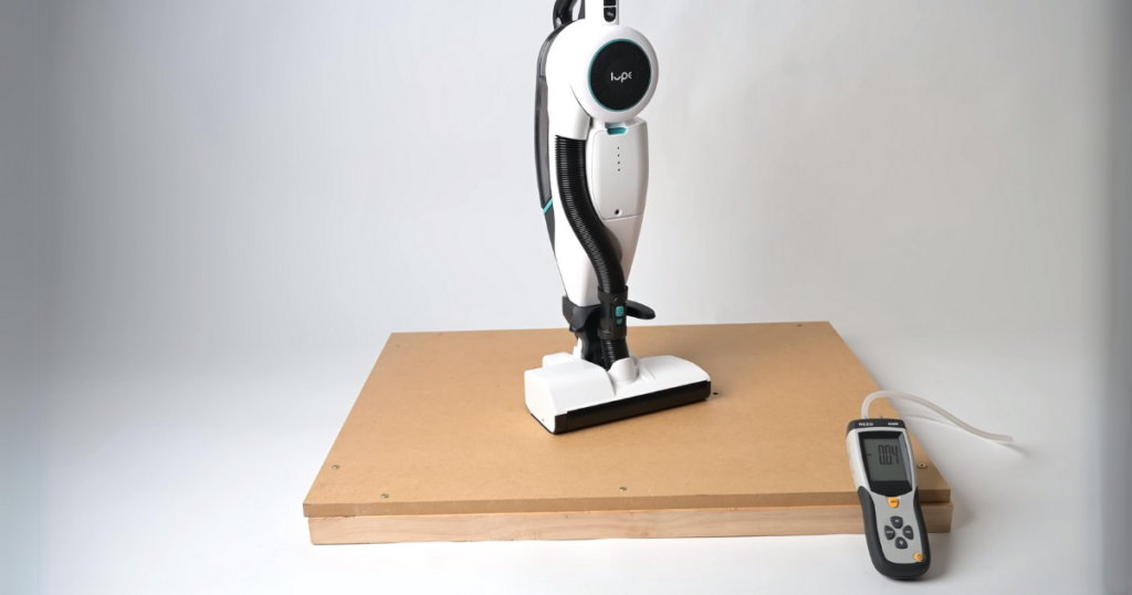 Lupe Pure Cordless Vacuum is tested for Usable Suction at Vacuum Wars.