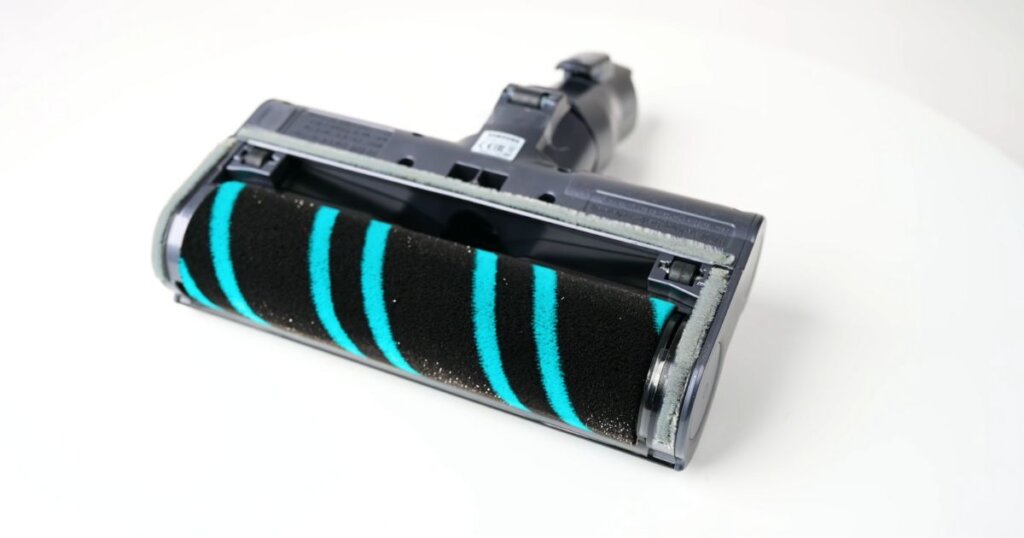 Close-up of a standalone soft roller vacuum head with turquoise stripes, ideal for hard floors.