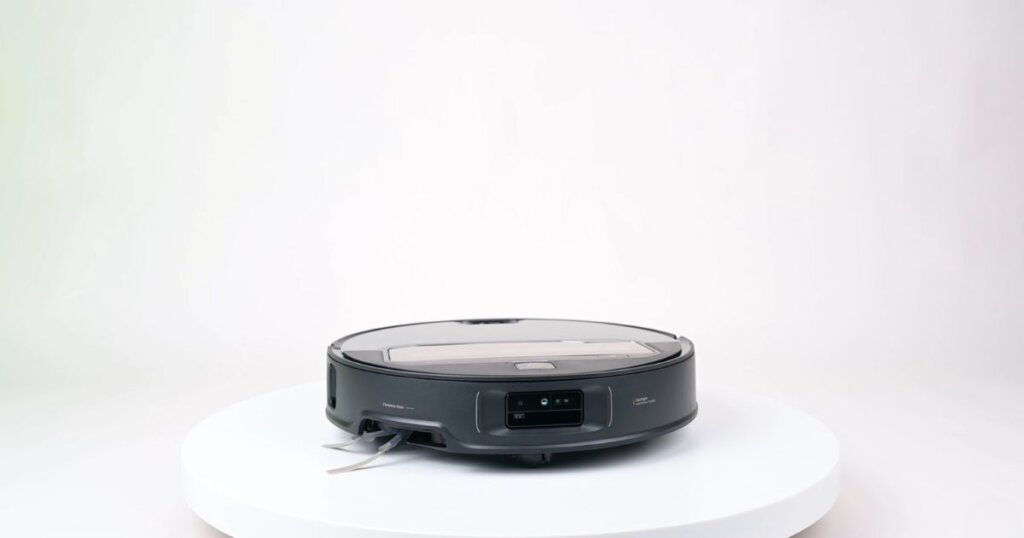 Roborock Z70 on a white background highlighting its slim profile and front-facing sensor layout.