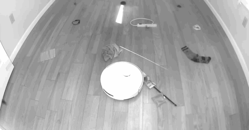 The MOVA P50 Pro Ultra avoided 17/24 objects in our tests, just above the average of 16.6 objects and below the P10's score of 19