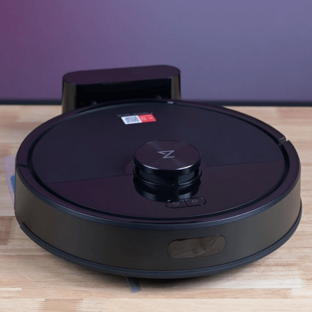 Roborock Q7 M5 Robot Vacuum at the Vacuum Wars studio