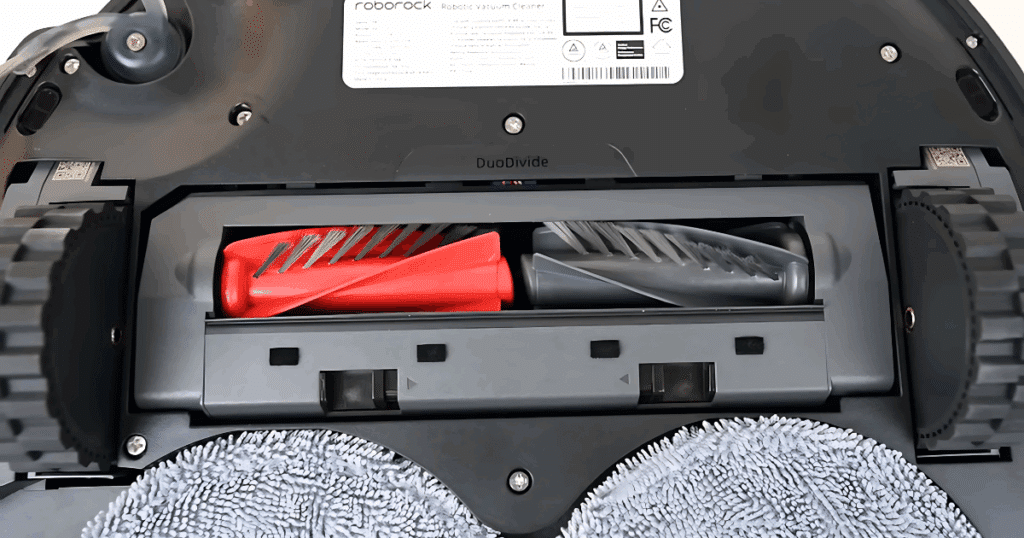 Sometimes hair or debris can clog the space between the DuoDivide brushes, especially if the dustbin is getting full