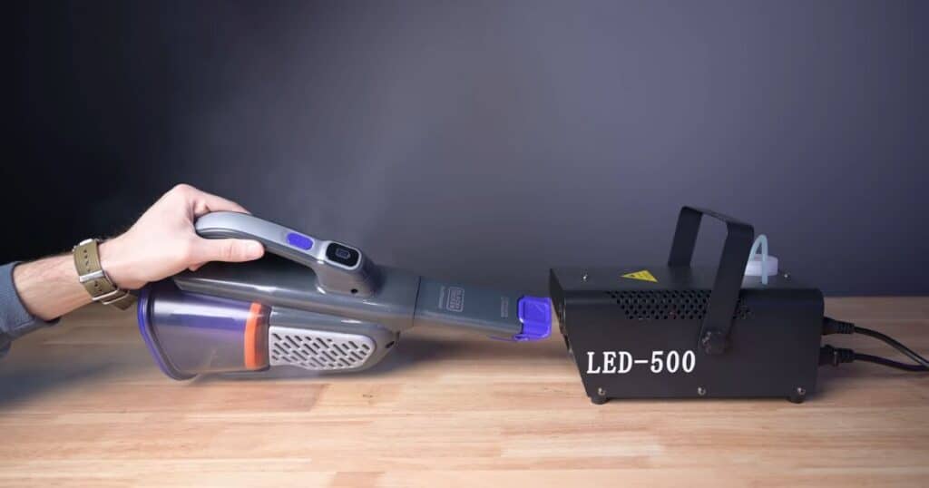 Robot vacuum filter fog evaluation test with handheld vacuum and fog machine