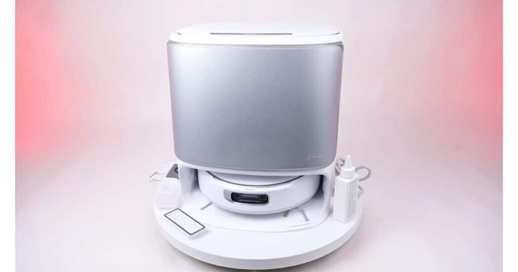 Narwal Flow Robot Vacuum and Mop Combo with Base Station