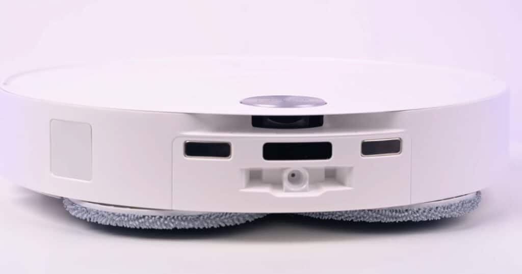 Close-up front view of Roborock Qrevo CurvX robot vacuum spotlighting the retractable LiDAR sensor.