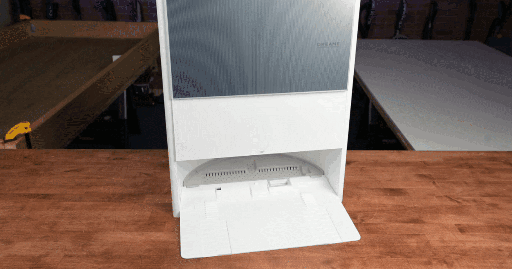 Dreame Aqua10 Ultra Roller Dock 1 | Vacuum Wars The Dreame Aqua10 Ultra Roller dock in the Vacuum Wars studio with an official temperature claim of 212°F