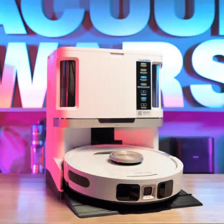 Shark PowerDetect NeverTouch Pro 2-in-1 in studio 450 ©Vacuum Wars | Vacuum Wars