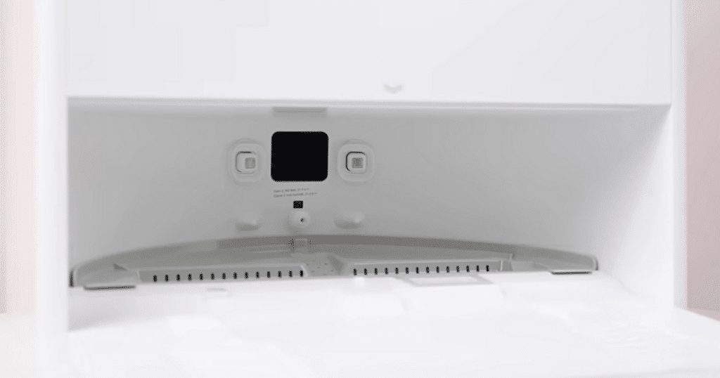 A close up of the Aqua10 Ultra Roller mop washing tray, which is the source for water leaking events in user reviews