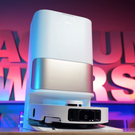 Mova P10 Pro Ultra in studio 450 ©Vacuum Wars | Vacuum Wars
