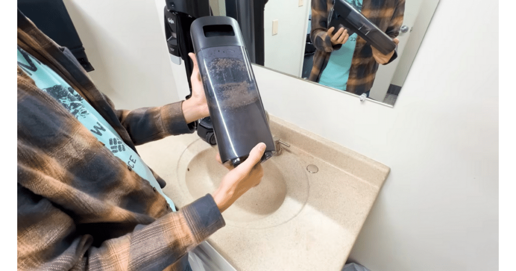 Tineco Floor One S9 Artist Steam tank wash | Vacuum Wars Emptying and rinsing the dirty water tank on the Tineco Floor One S9 Artist Steam vacuum mop combo after cleaning