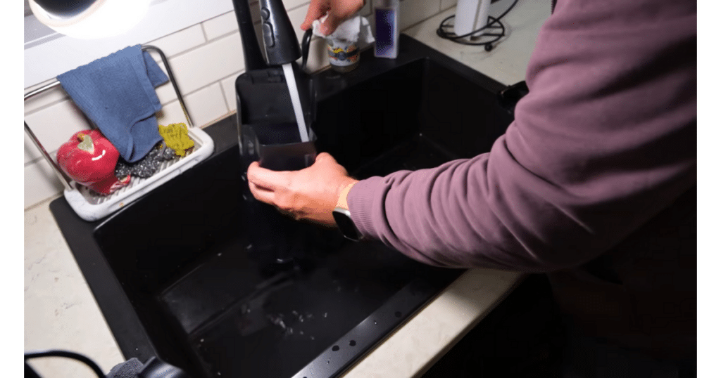 Tineco Floor One S9 Artist Steam washing | Vacuum Wars Rinsing the Tineco Floor One S9 Artist Steam dirty water tank after FlashDry self-cleaning for easier vacuum mop maintenance