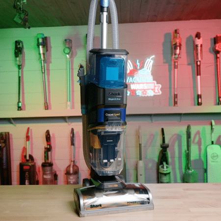 Shark CarpetXpert EX301 in studio 450 ©Vacuum Wars | Vacuum Wars Shark CarpetXpert EX301 in studio