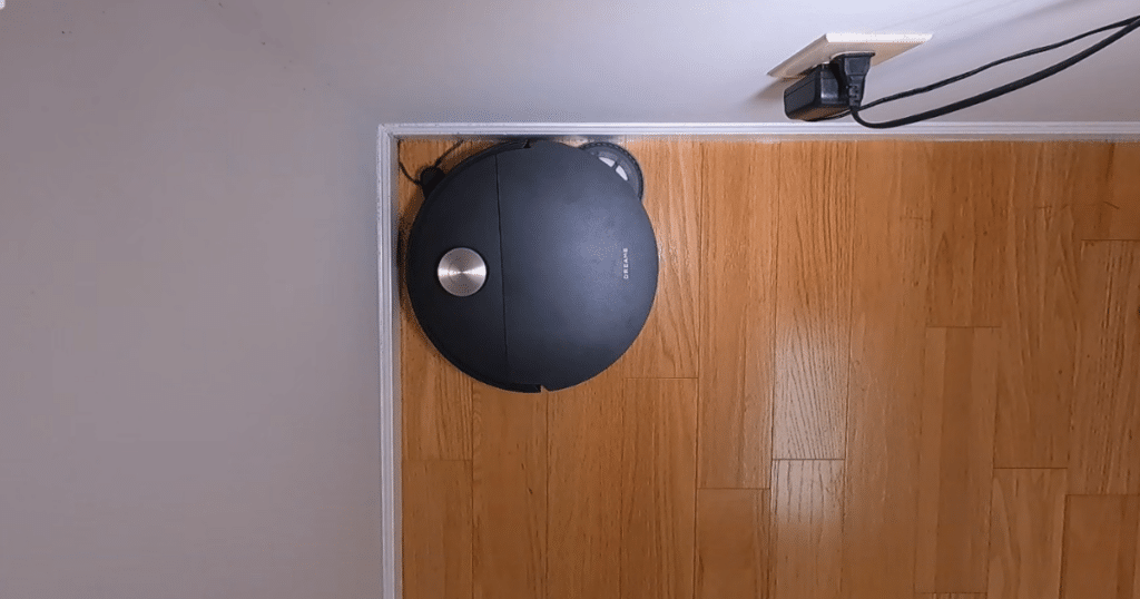 Dreame X60 Max Ultra Complete extending side brush | Vacuum Wars Dreame X60 Max Ultra Complete extending side brush cleaning along wall edge for improved corner pickup