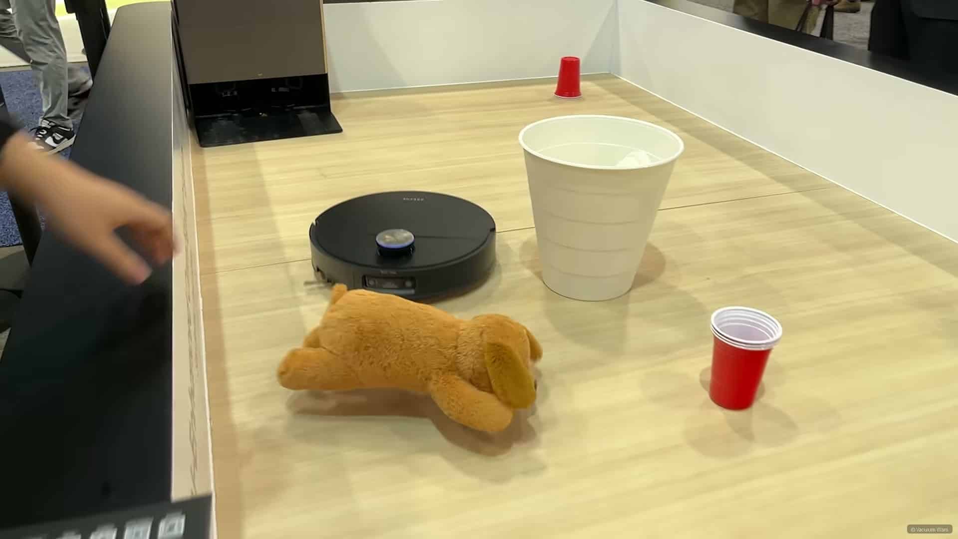 Dreame X60 navigating the Vacuum Wars obstacle avoidance test course.