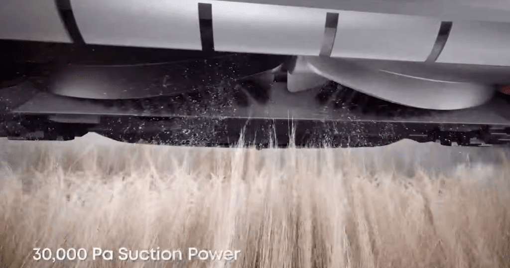 Eufy S2 main brush | Vacuum Wars Eufy Omni S2 main brush with split design to reduce hair tangles and improve debris pickup