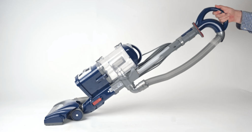 Shark NV60 | Vacuum Wars Shark Navigator Lift-Away Deluxe upright vacuum with detachable canister and hose