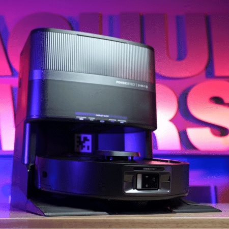 Shark PowerDetect UV Reveal in studio 450 ©Vacuum Wars 1 | Vacuum Wars