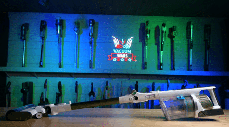 Shark PowerPro Flex Pet+ in studio 450 ©Vacuum Wars | Vacuum Wars