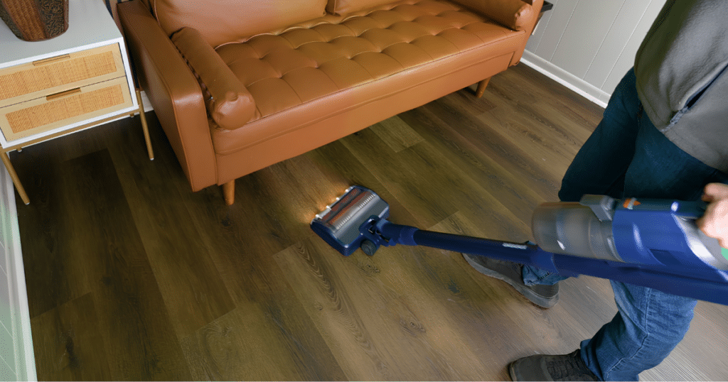 Cordless Vacuum LED Lights Score Vacuum Wars | Vacuum Wars Cordless vacuum with LED lights on the cleaner head illuminating the hard floor in front of the vacuum.