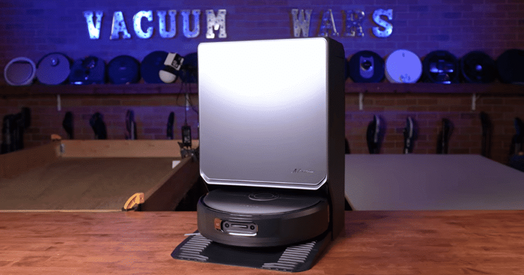 Narwal Flow 2 Home hero | Vacuum Wars Narwal Flow 2 robot vacuum and base station in the Vacuum Wars studio after three months of real-world home testing.