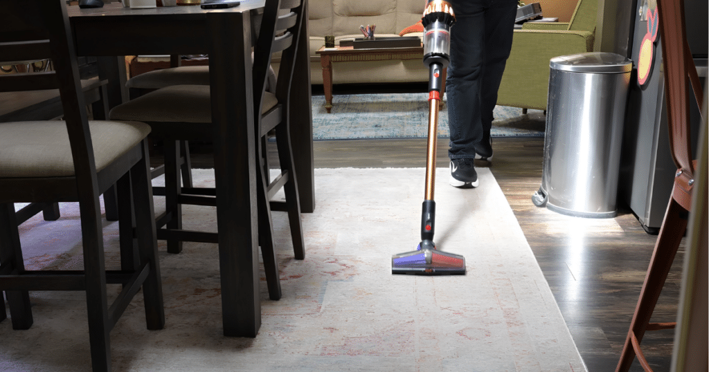 Testing a cordless vacuum on carpet at home | Vacuum Wars Using a cordless vacuum on carpet in a home setting.