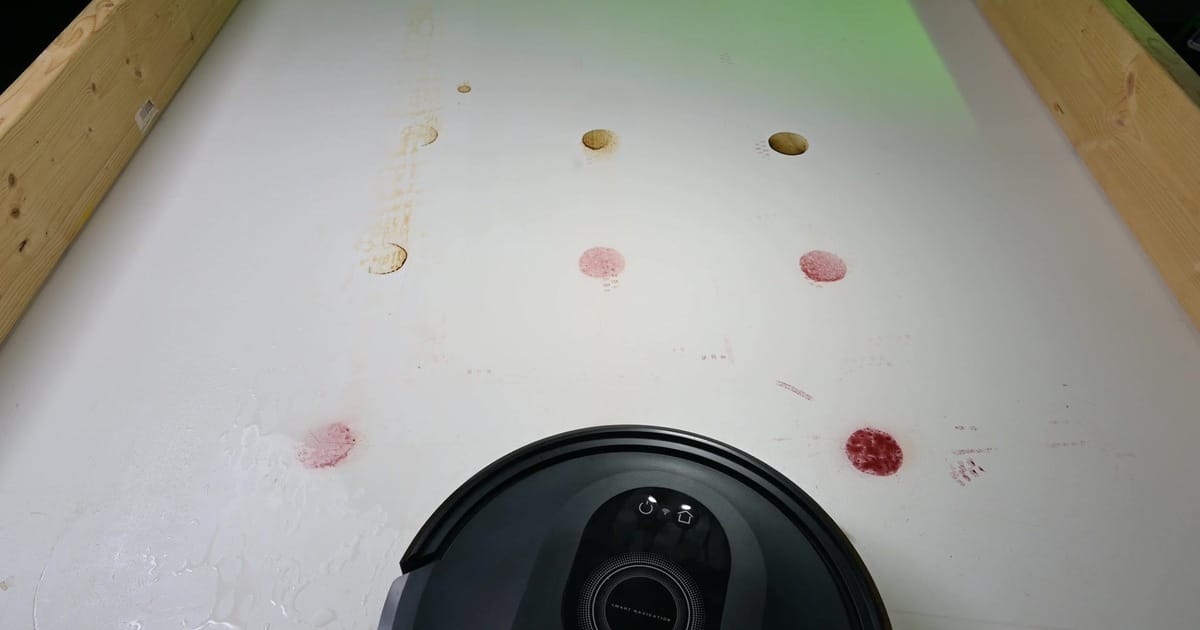 Tikom G8000 Max dried stain test | Vacuum Wars Tikom G8000 Max cleaning dried stains on the Vacuum Wars mopping test surface.